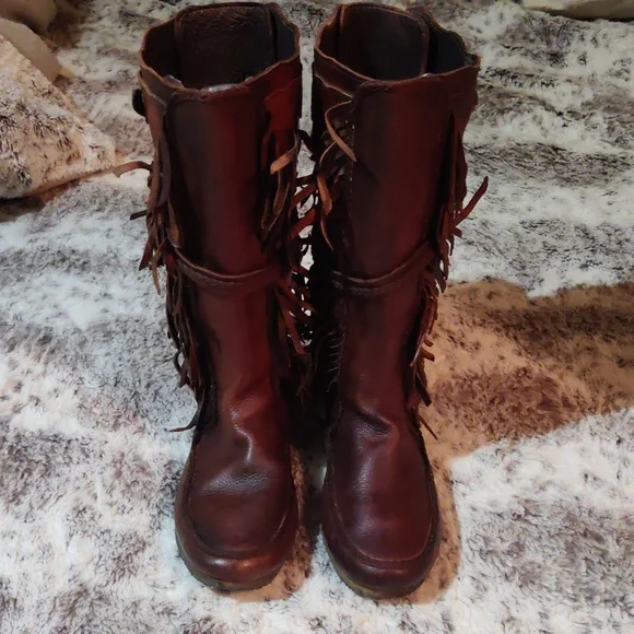 Allsaints Pipaluk Moccasin Boots - Picture 4 of 9